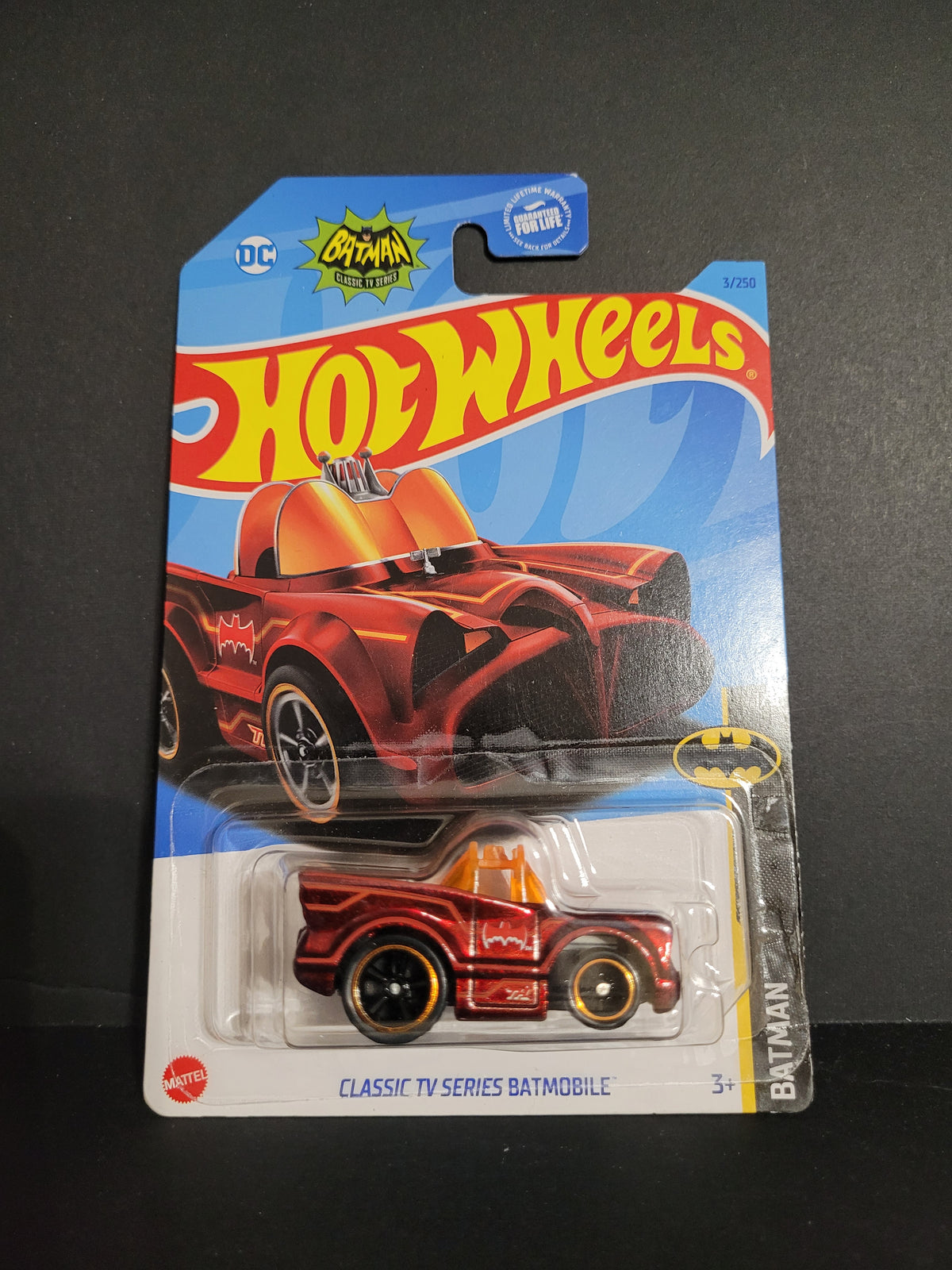 CLASSIC TV SERIES BATMOBILE HKL16 SUPER TREASURE H