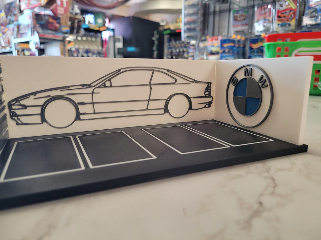 BMW DIORAMA 8.5"WX4.5"DX3"H
