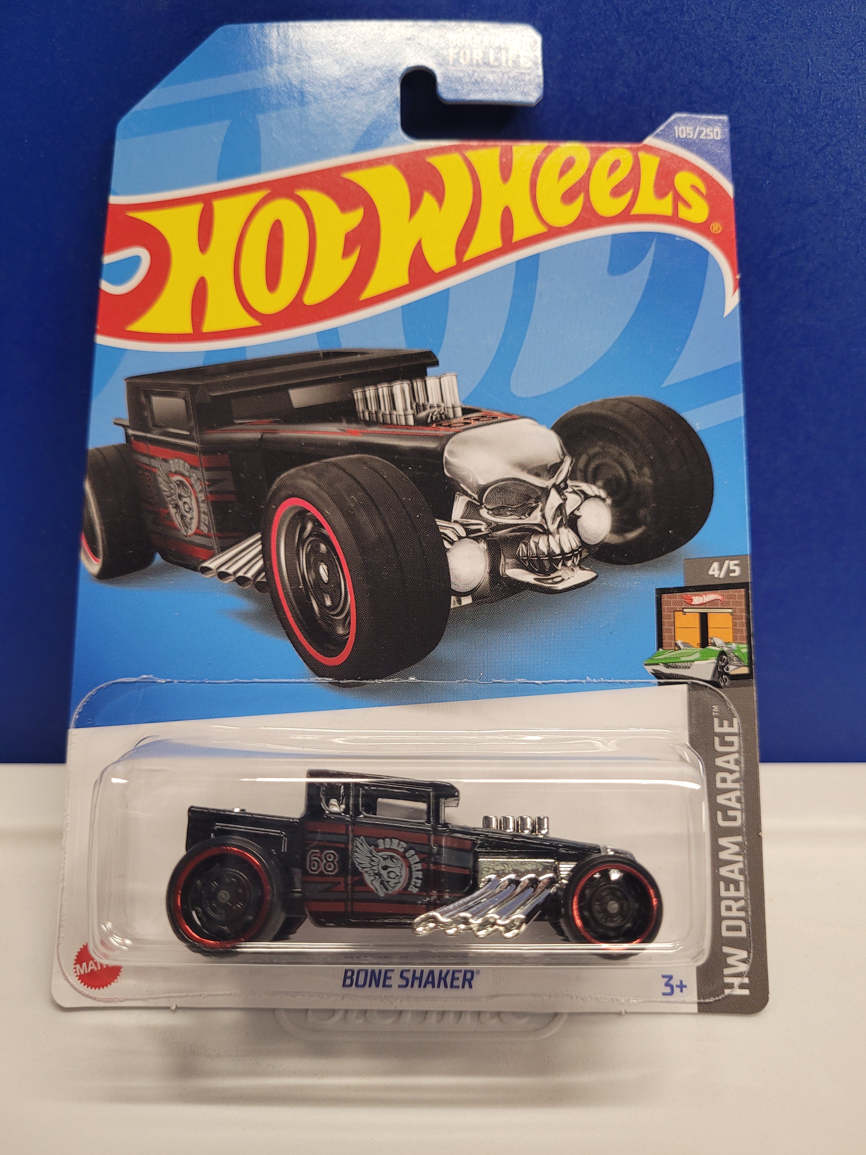 BONE SHAKER BLACK HCV43